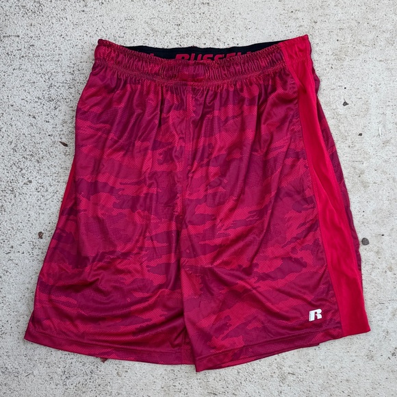 NWT Russell Athletic Camo Red Men's Athletic Performance Shorts size M (32-34) - Picture 1 of 4